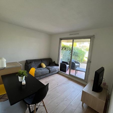 Appartement 2 Pieces En Rez De Jardin Avec Parking Et Piscine Villeneuve-Loubet Exterior photo